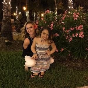 Meet your Posher, Michele